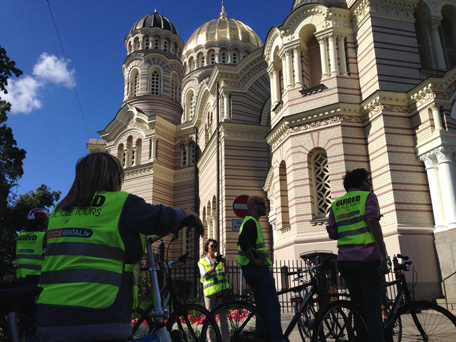 Guided-bike-tours-riga-cathedral